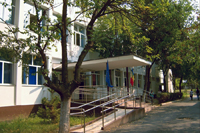 Colegiul Tehnic Carol I - intrare